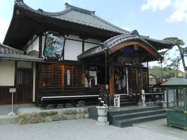 観音寺の本殿・本堂