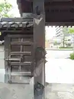本行寺の山門・神門
