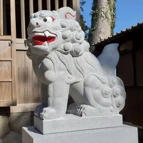 神明社の狛犬