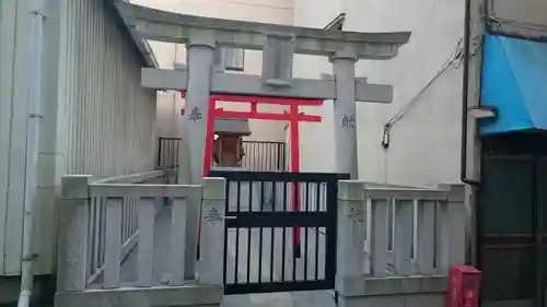 清水扇稲荷神社の鳥居