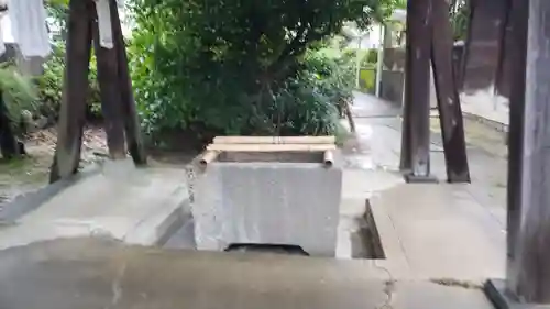 竹鼻八剱神社(八剣神社)の手水舎