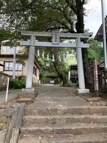 紀伊神社の鳥居