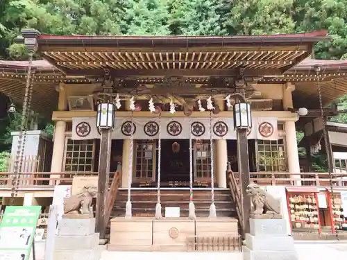 青麻神社の本殿・本堂