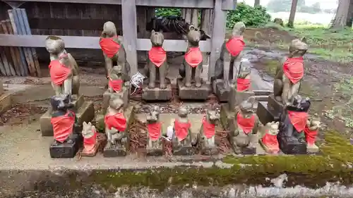 元稲田神社の狛犬