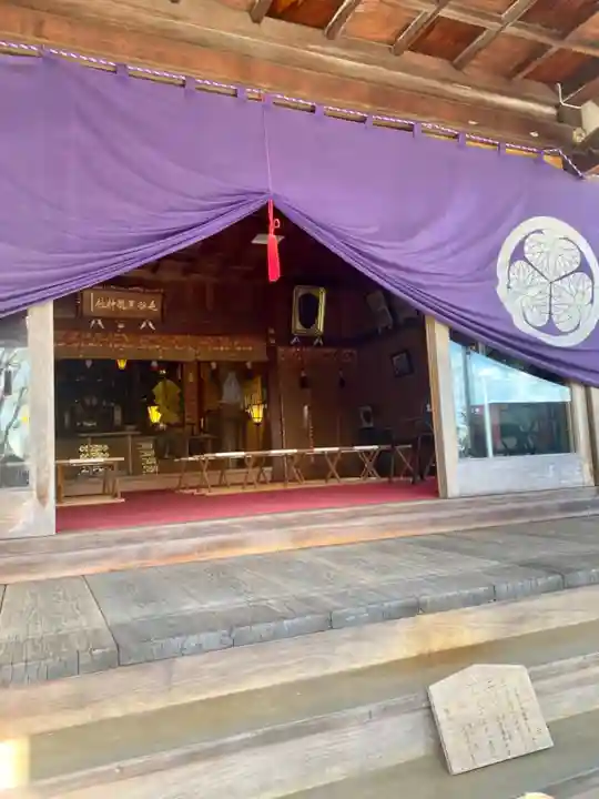 毛谷黒龍神社の本殿・本堂