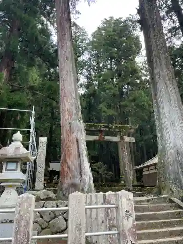 室生龍穴神社(奈良県)