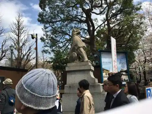 靖國神社の狛犬