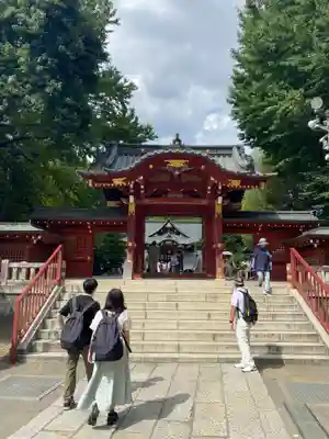 秩父神社の山門・神門