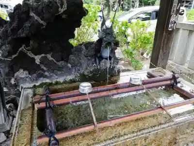 白山神社の手水舎