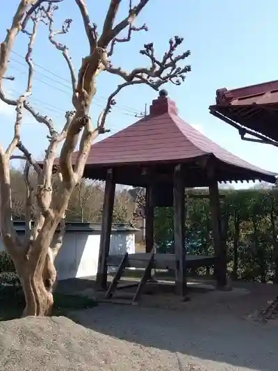 班渓寺の建物その他