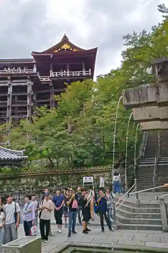 清水寺の{uncategorized: "未分類", other: "その他", undefined: "問題あり", building: "その他建物", grave: "お墓", sacred_gate: "鳥居", guardian: "狛犬", statue: "像", buddha: "仏像", history: "歴史", nature: "自然", garden: "庭園", animal: "動物", pagoda: "塔", temizu: "手水舎", mountain_gate: "山門・神門", sanctuary: "本殿・本堂", subordinate: "末社・摂社", art: "芸術", scenery: "景色", jizo: "地蔵", ema: "絵馬", goshuin: "御朱印", omikuji: "おみくじ", items: "授与品その他", amulet: "お守り", goshuincho: "御朱印帳", eats: "食事", festival: "お祭り", votive_dance: "神楽", shichigosan: "七五三参", wedding: "結婚式", experience: "体験その他", initially: "初詣", around: "周辺", anti_infection: "感染症対策"}