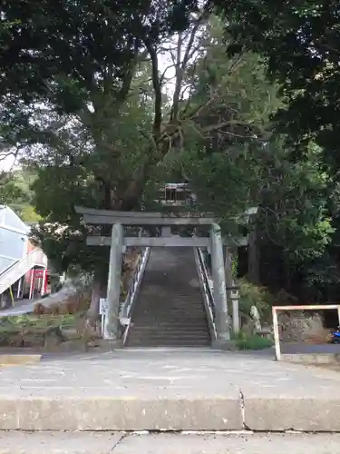 伊豆山神社の鳥居