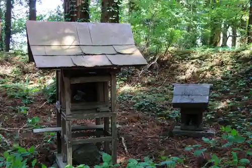 岩上神社の末社