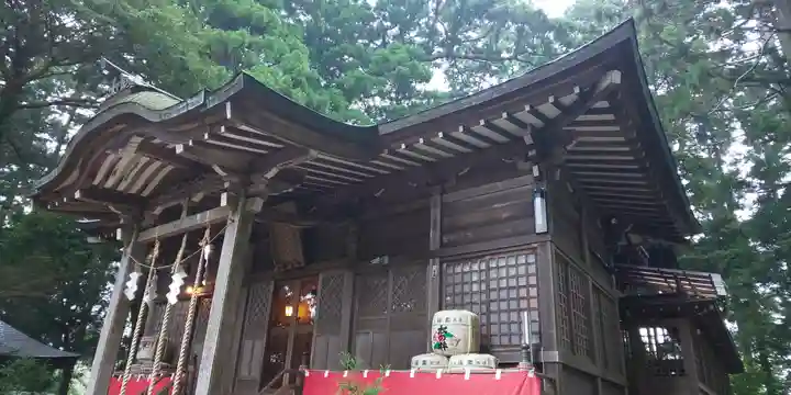 鷲子山上神社の本殿・本堂