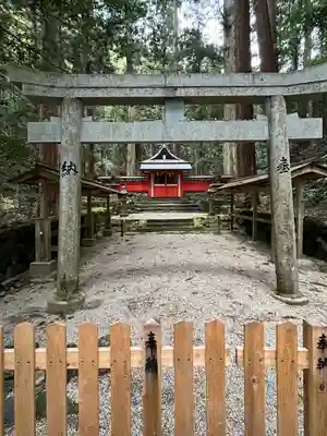 室生龍穴神社(奈良県)