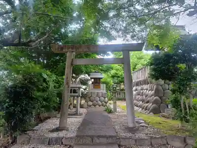 春日神社の{uncategorized: "未分類", other: "その他", undefined: "問題あり", building: "その他建物", grave: "お墓", sacred_gate: "鳥居", guardian: "狛犬", statue: "像", buddha: "仏像", history: "歴史", nature: "自然", garden: "庭園", animal: "動物", pagoda: "塔", temizu: "手水舎", mountain_gate: "山門・神門", sanctuary: "本殿・本堂", subordinate: "末社・摂社", art: "芸術", scenery: "景色", jizo: "地蔵", ema: "絵馬", goshuin: "御朱印", omikuji: "おみくじ", items: "授与品その他", amulet: "お守り", goshuincho: "御朱印帳", eats: "食事", festival: "お祭り", votive_dance: "神楽", shichigosan: "七五三参", wedding: "結婚式", experience: "体験その他", initially: "初詣", around: "周辺", anti_infection: "感染症対策"}