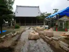 本光寺の本殿