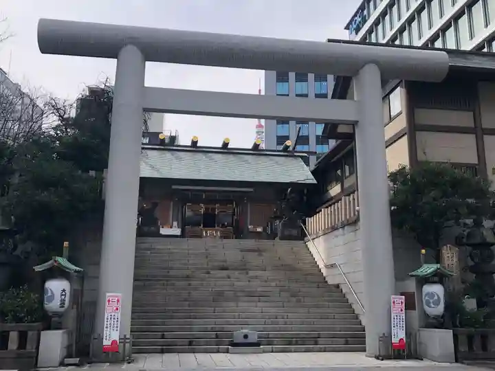 芝大神宮の鳥居