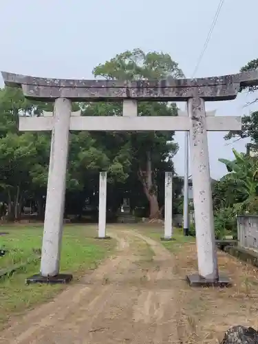 龍神社の鳥居