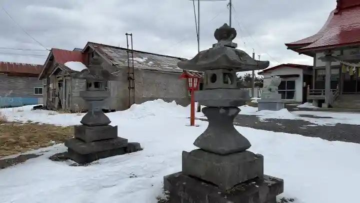 本別稲荷神社の{uncategorized: "未分類", other: "その他", undefined: "問題あり", building: "その他建物", grave: "お墓", sacred_gate: "鳥居", guardian: "狛犬", statue: "像", buddha: "仏像", history: "歴史", nature: "自然", garden: "庭園", animal: "動物", pagoda: "塔", temizu: "手水舎", mountain_gate: "山門・神門", sanctuary: "本殿・本堂", subordinate: "末社・摂社", art: "芸術", scenery: "景色", jizo: "地蔵", ema: "絵馬", goshuin: "御朱印", omikuji: "おみくじ", items: "授与品その他", amulet: "お守り", goshuincho: "御朱印帳", eats: "食事", festival: "お祭り", votive_dance: "神楽", shichigosan: "七五三参", wedding: "結婚式", experience: "体験その他", initially: "初詣", around: "周辺", anti_infection: "感染症対策"}