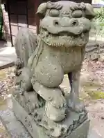 諏訪神社の狛犬