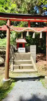 釣石神社の末社・摂社