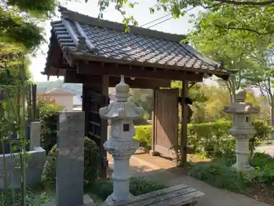 成就院の山門・神門