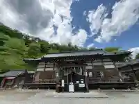 南部神社の{uncategorized: "未分類", other: "その他", undefined: "問題あり", building: "その他建物", grave: "お墓", sacred_gate: "鳥居", guardian: "狛犬", statue: "像", buddha: "仏像", history: "歴史", nature: "自然", garden: "庭園", animal: "動物", pagoda: "塔", temizu: "手水舎", mountain_gate: "山門・神門", sanctuary: "本殿・本堂", subordinate: "末社・摂社", art: "芸術", scenery: "景色", jizo: "地蔵", ema: "絵馬", goshuin: "御朱印", omikuji: "おみくじ", items: "授与品その他", amulet: "お守り", goshuincho: "御朱印帳", eats: "食事", festival: "お祭り", votive_dance: "神楽", shichigosan: "七五三参", wedding: "結婚式", experience: "体験その他", initially: "初詣", around: "周辺", anti_infection: "感染症対策"}