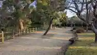 岩崎神社の庭園