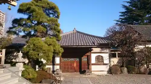 霊巌寺の本殿・本堂