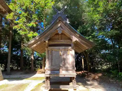 六所神社の末社・摂社