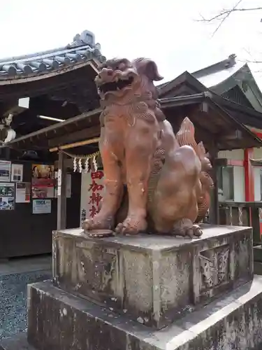 由加山 由加神社本宮の狛犬