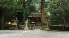 室生龍穴神社の本殿