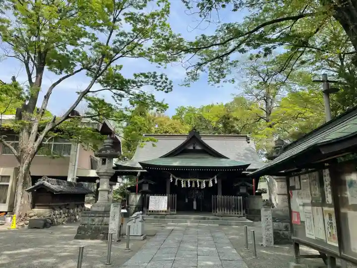 高城神社の{uncategorized: "未分類", other: "その他", undefined: "問題あり", building: "その他建物", grave: "お墓", sacred_gate: "鳥居", guardian: "狛犬", statue: "像", buddha: "仏像", history: "歴史", nature: "自然", garden: "庭園", animal: "動物", pagoda: "塔", temizu: "手水舎", mountain_gate: "山門・神門", sanctuary: "本殿・本堂", subordinate: "末社・摂社", art: "芸術", scenery: "景色", jizo: "地蔵", ema: "絵馬", goshuin: "御朱印", omikuji: "おみくじ", items: "授与品その他", amulet: "お守り", goshuincho: "御朱印帳", eats: "食事", festival: "お祭り", votive_dance: "神楽", shichigosan: "七五三参", wedding: "結婚式", experience: "体験その他", initially: "初詣", around: "周辺", anti_infection: "感染症対策"}