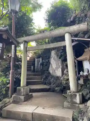 品川神社の鳥居