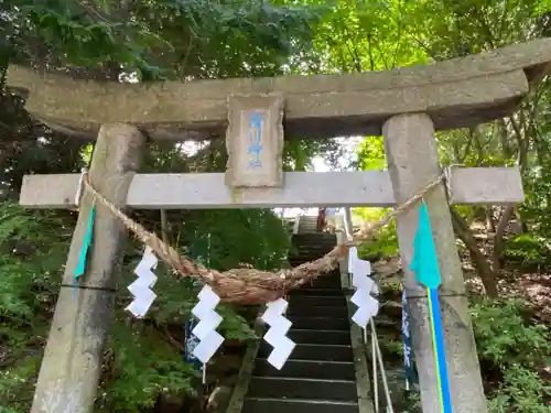 滑川神社 - 仕事と子どもの守り神の鳥居