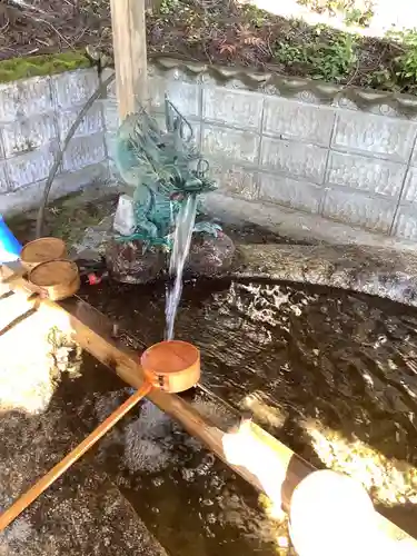 上野八幡神社の手水