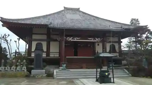 引接寺の本殿・本堂