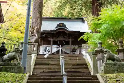 新海三社神社(長野県)