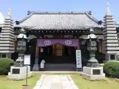 九品寺の本殿