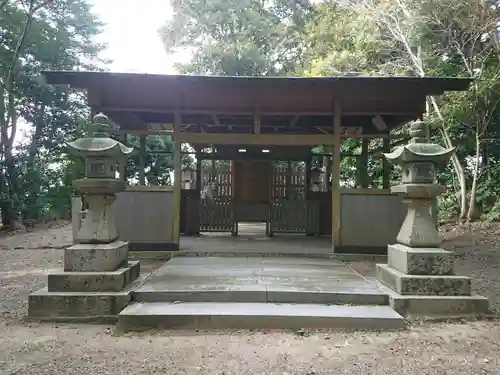 鳥墓神社の本殿・本堂