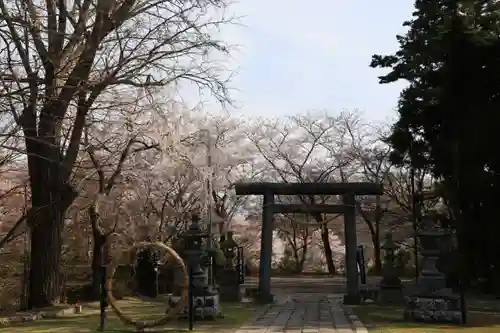 三春大神宮の鳥居