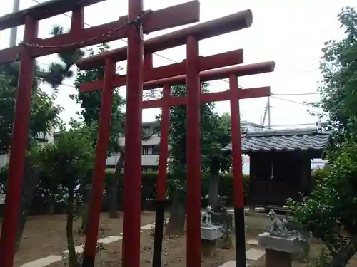 稲荷神社の鳥居