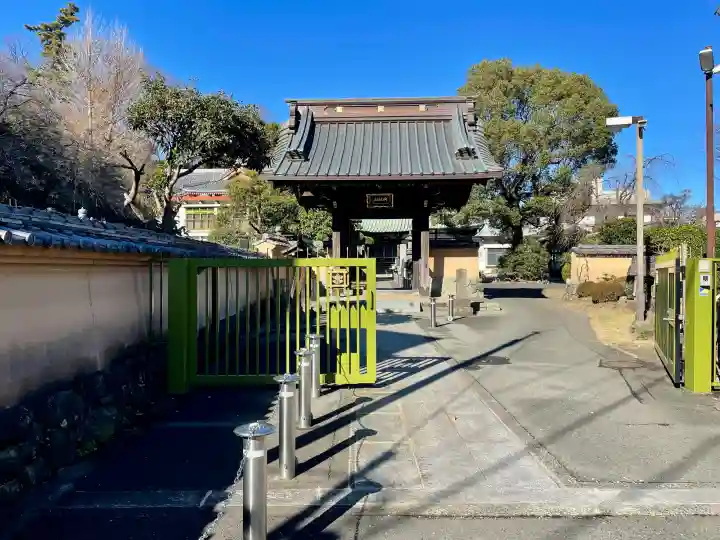 宗隆寺の{uncategorized: "未分類", other: "その他", undefined: "問題あり", building: "その他建物", grave: "お墓", sacred_gate: "鳥居", guardian: "狛犬", statue: "像", buddha: "仏像", history: "歴史", nature: "自然", garden: "庭園", animal: "動物", pagoda: "塔", temizu: "手水舎", mountain_gate: "山門・神門", sanctuary: "本殿・本堂", subordinate: "末社・摂社", art: "芸術", scenery: "景色", jizo: "地蔵", ema: "絵馬", goshuin: "御朱印", omikuji: "おみくじ", items: "授与品その他", amulet: "お守り", goshuincho: "御朱印帳", eats: "食事", festival: "お祭り", votive_dance: "神楽", shichigosan: "七五三参", wedding: "結婚式", experience: "体験その他", initially: "初詣", around: "周辺", anti_infection: "感染症対策"}