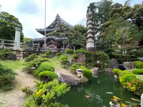 豊川閣　妙厳寺の庭園