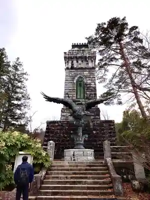 宮城縣護國神社の塔