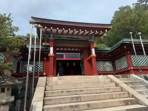 紀州東照宮の{uncategorized: "未分類", other: "その他", undefined: "問題あり", building: "その他建物", grave: "お墓", sacred_gate: "鳥居", guardian: "狛犬", statue: "像", buddha: "仏像", history: "歴史", nature: "自然", garden: "庭園", animal: "動物", pagoda: "塔", temizu: "手水舎", mountain_gate: "山門・神門", sanctuary: "本殿・本堂", subordinate: "末社・摂社", art: "芸術", scenery: "景色", jizo: "地蔵", ema: "絵馬", goshuin: "御朱印", omikuji: "おみくじ", items: "授与品その他", amulet: "お守り", goshuincho: "御朱印帳", eats: "食事", festival: "お祭り", votive_dance: "神楽", shichigosan: "七五三参", wedding: "結婚式", experience: "体験その他", initially: "初詣", around: "周辺", anti_infection: "感染症対策"}