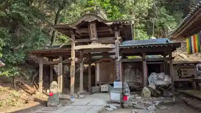 石手寺の末社・摂社