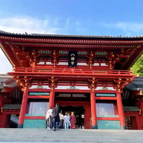 鶴岡八幡宮の山門・神門