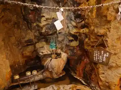 牟婁大辯才天の手水舎